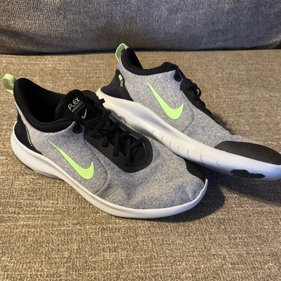Nike Other - Nike Flex Experience RN 8 men’s running shoes size 11
